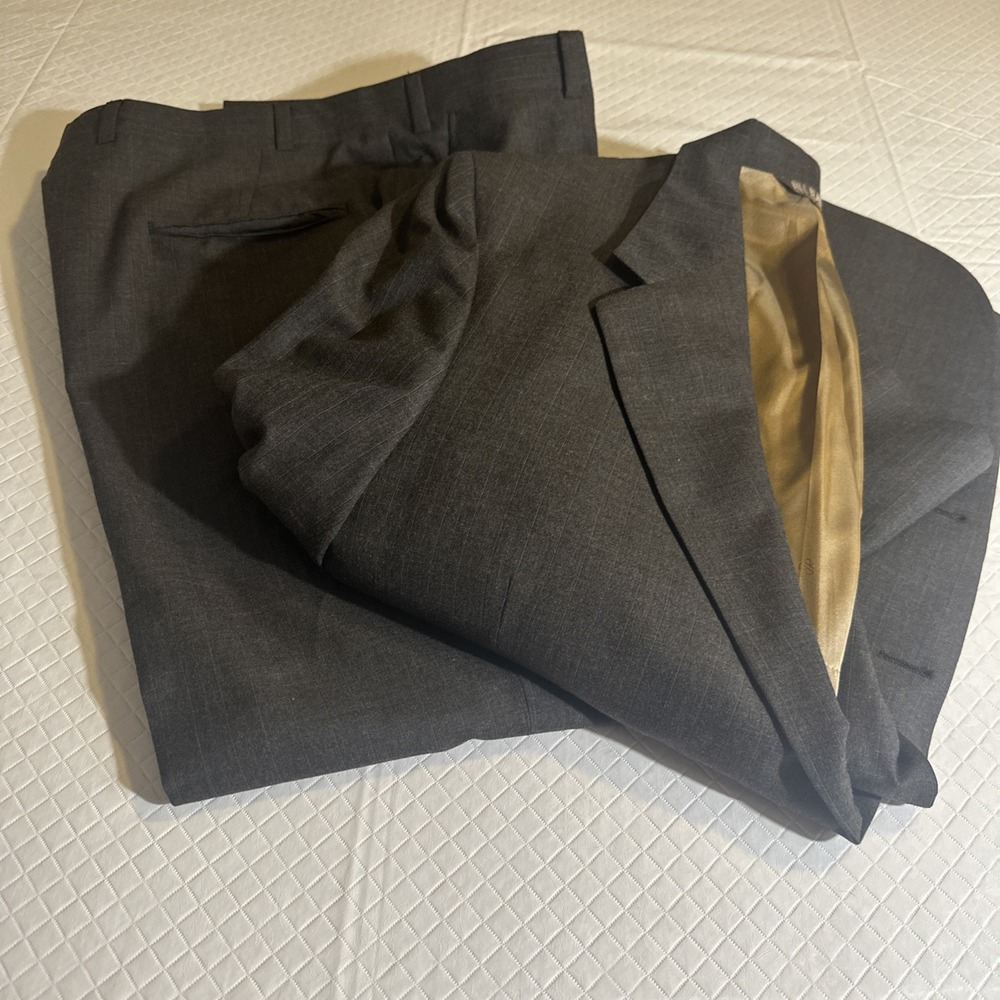 Bill Blass For‎ PBM 2 Piece Suit Mens Brown Pinstripe Vintage Made USA